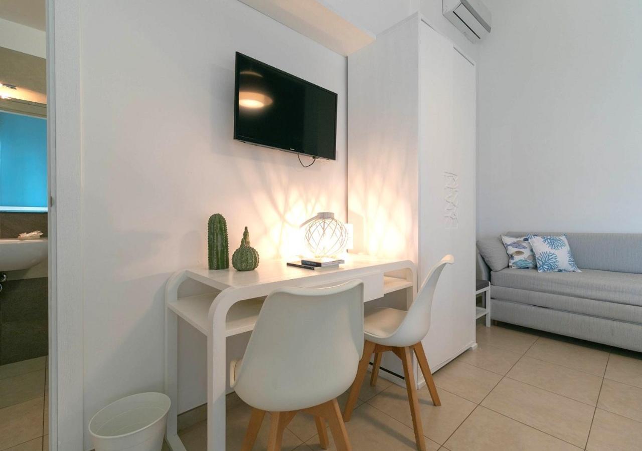 Fronte Mare Rooms By Salentolimit Porto Cesareo Extérieur photo